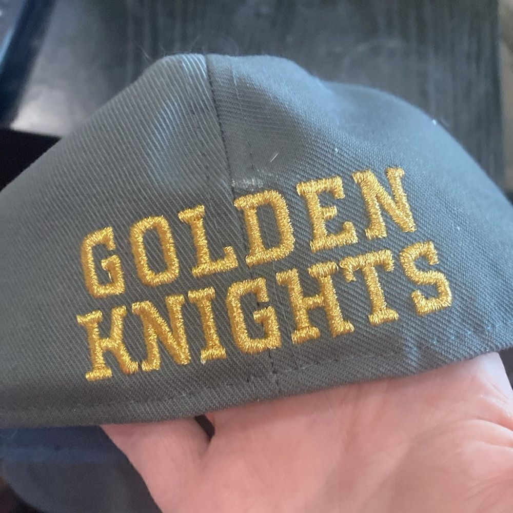 Las Vegas Golden Knights Mens Gray Hat Size 7 5/8 Fanatics A-Flex NHL Hockey Cap - Picture 4 of 9